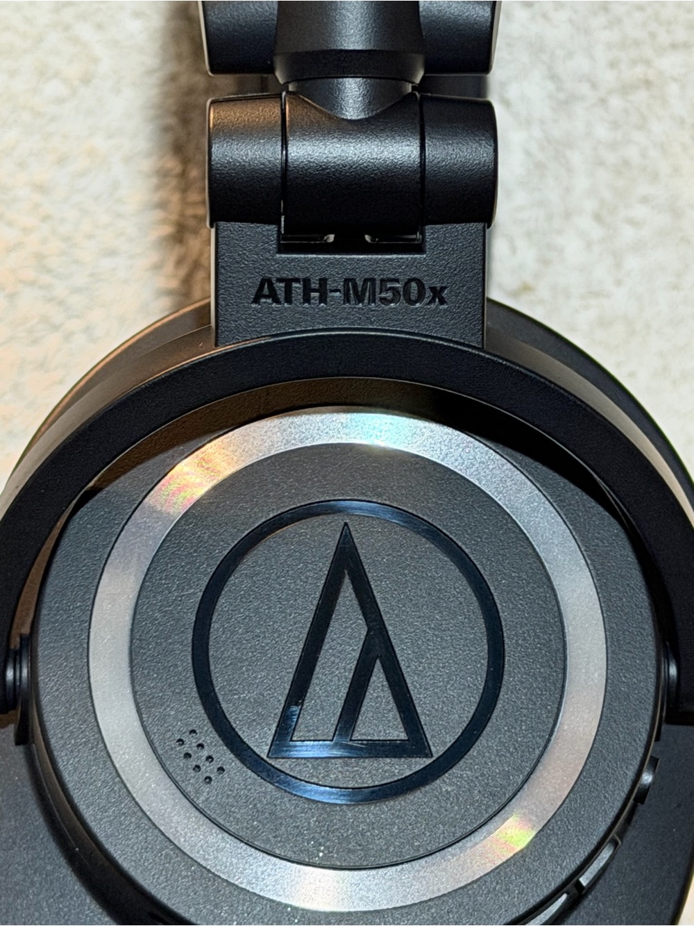 Audio Technica ATH-M50X Black Professional Headphones - Picture 3 of 6